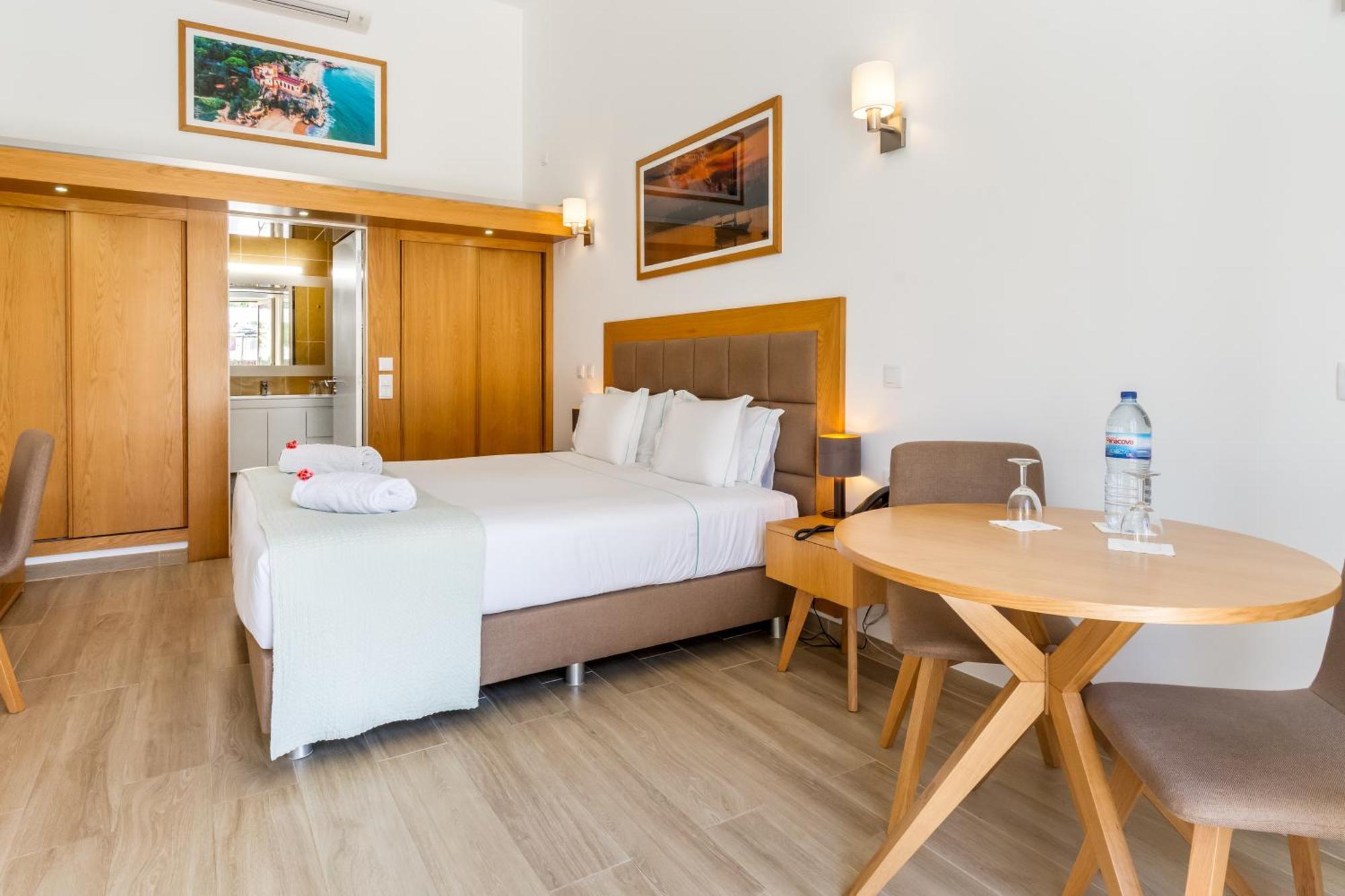 Hotel Rural Bricia Du Mar Ferragudo  Zimmer foto